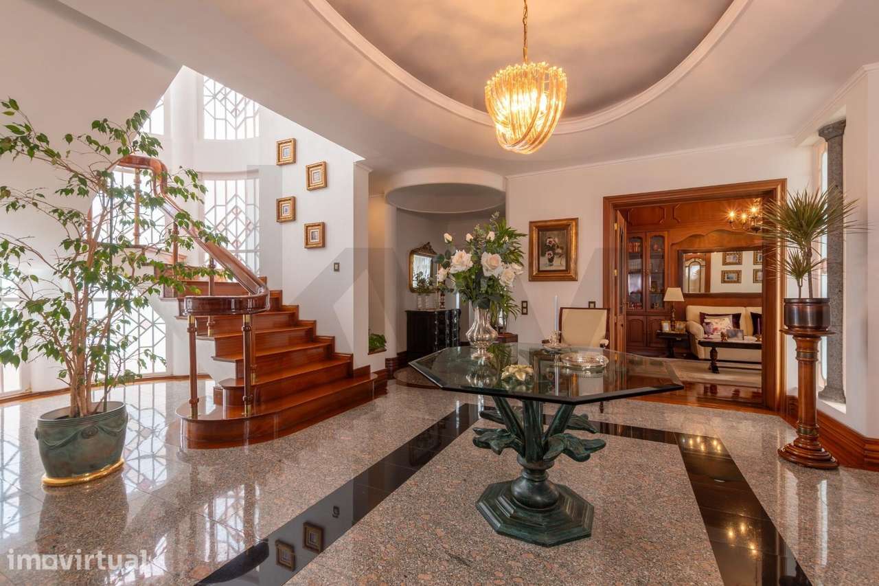 Moradia T4 de prestígio no Bairro Alcindo Alves - Grande imagem: 4/58