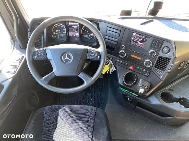 Mercedes-Benz Arocs 2551 6x4 skrzynia / żuraw HMF 4020-k5 /sterowany radiowo/ 2014 r z Niemiec - 27