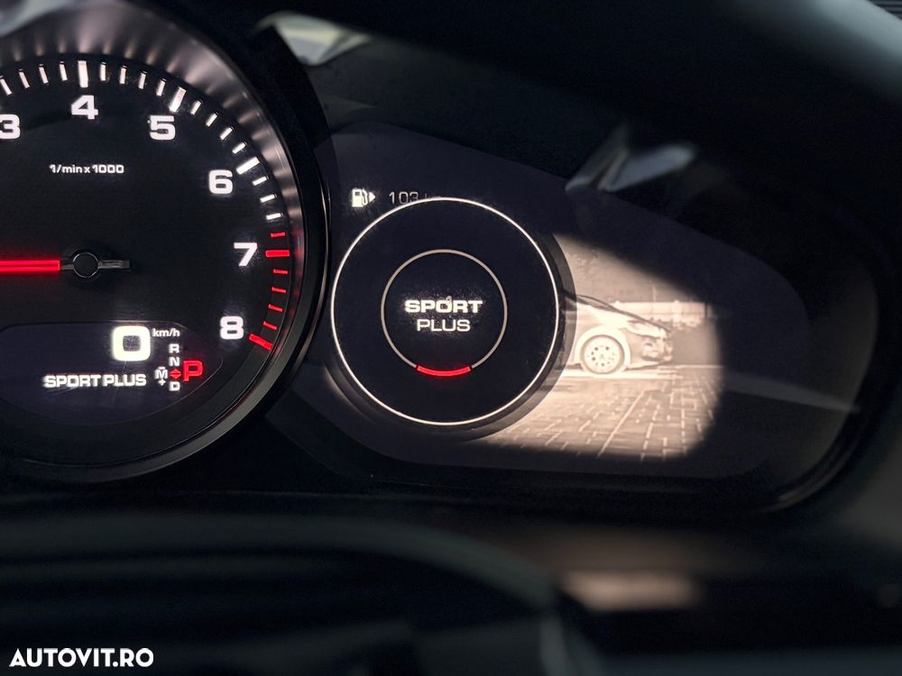 Porsche Cayenne Tiptronic S - 34