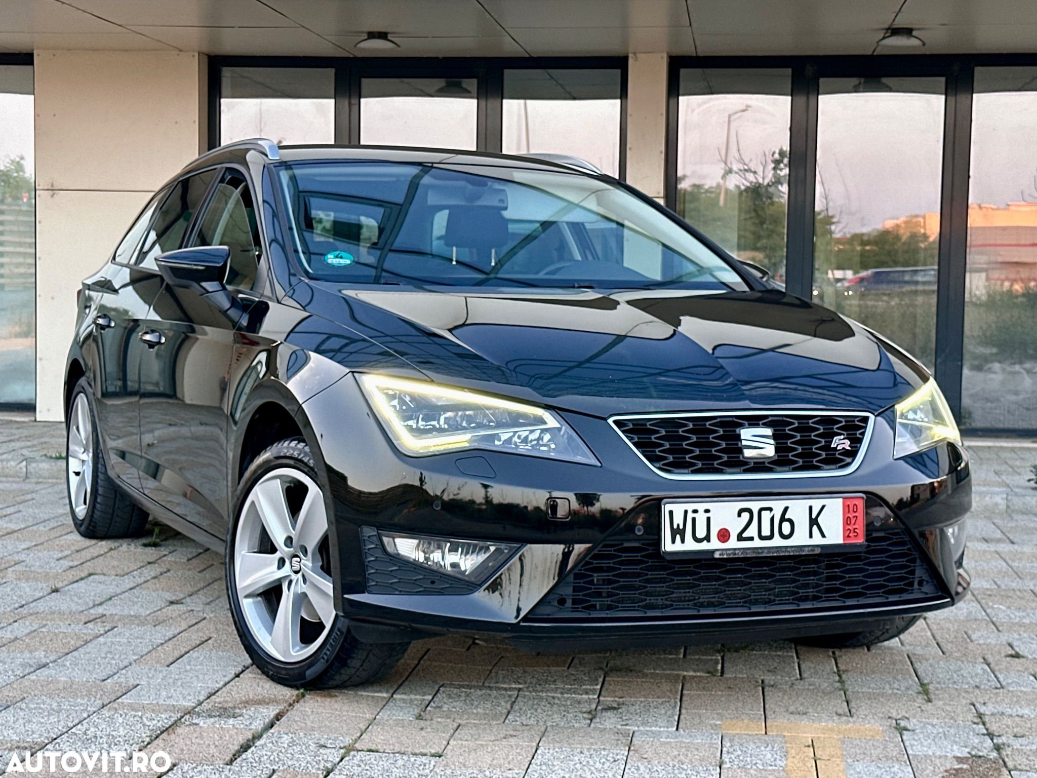 Seat Leon ST 1.4 EcoTSI Start&Stop DSG FR - 1