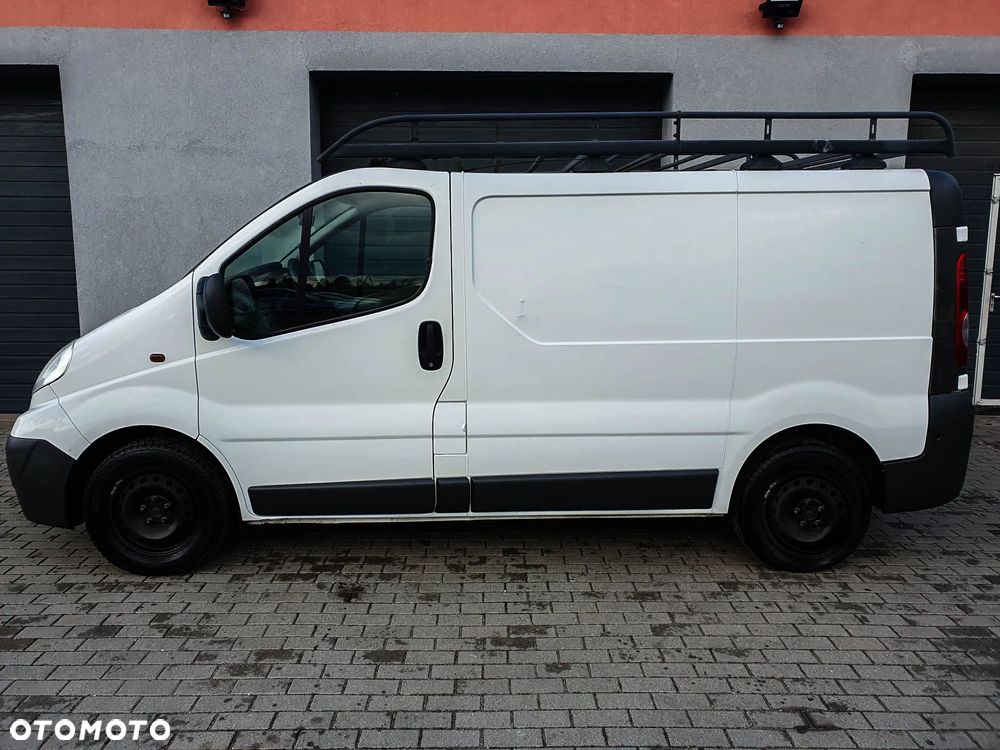 Opel Vivaro - 21