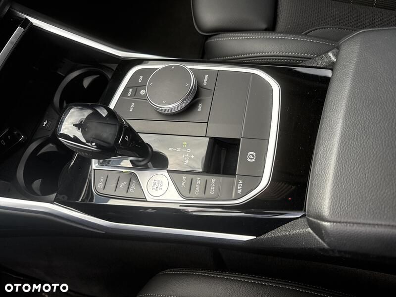 BMW Seria 3 320i Sport Line - 17