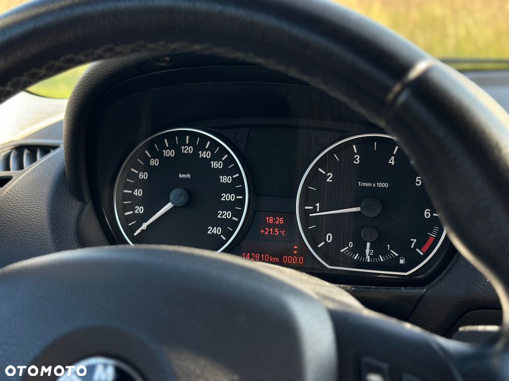BMW Seria 1 - 19