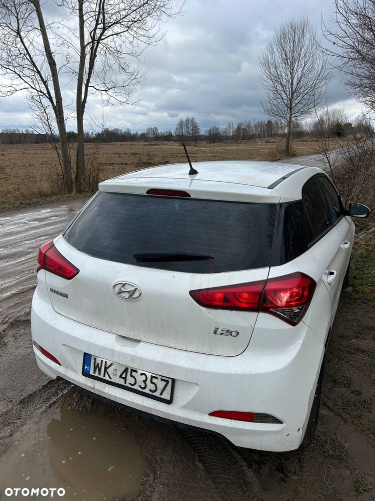 Hyundai i20 1.2 Comfort - 4