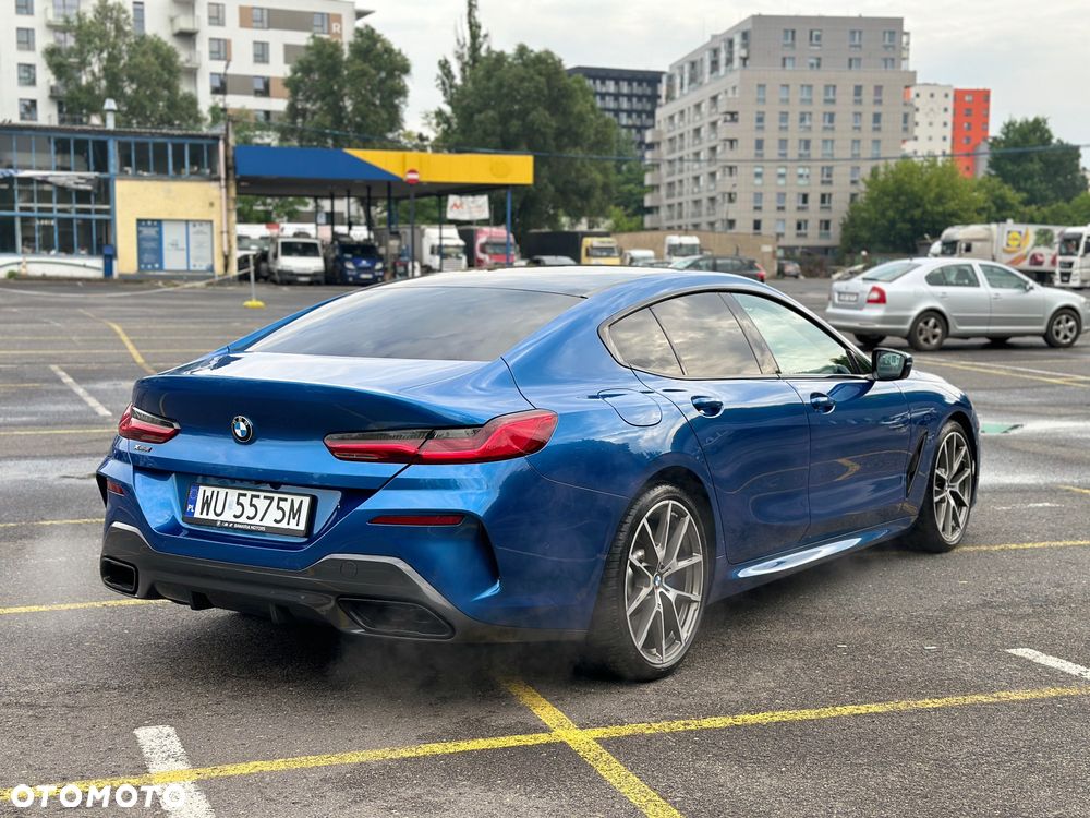 BMW Seria 8 - 7