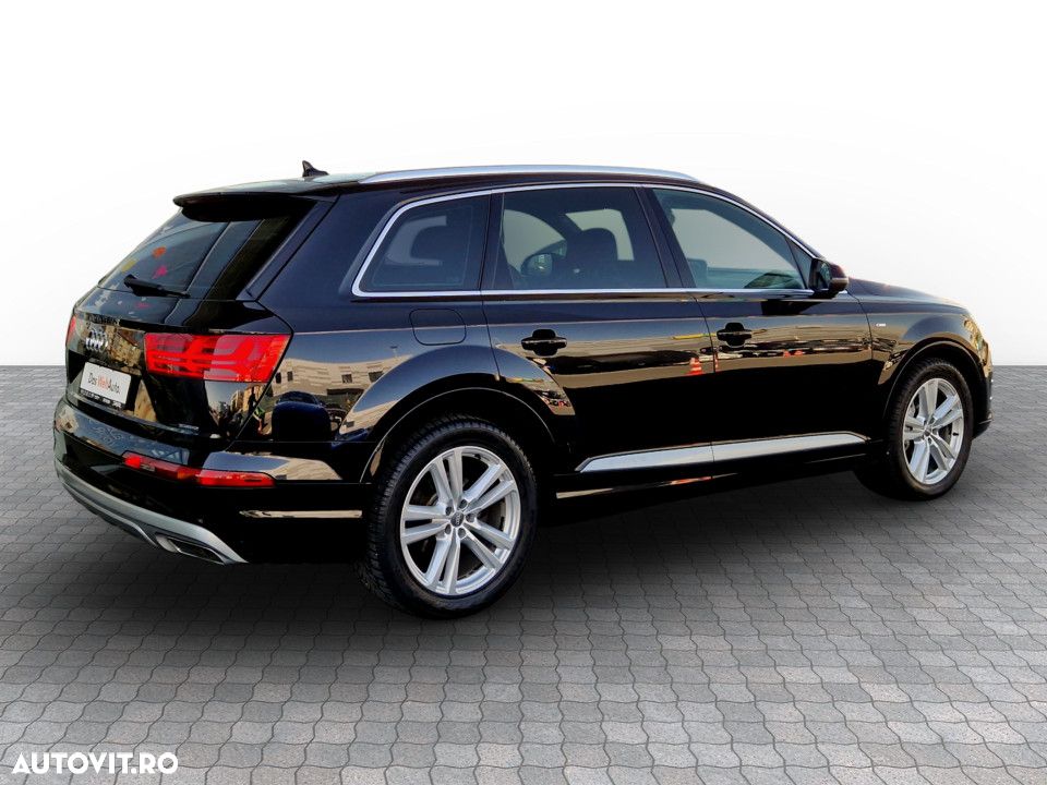 Audi Q7 - 7