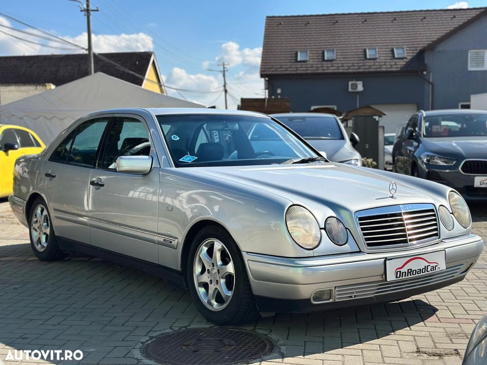 Mercedes-Benz E - 3