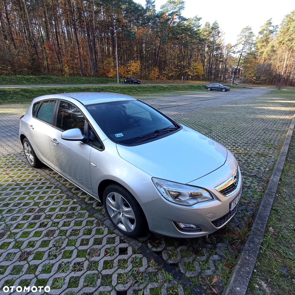 Opel Astra 1.6 Cosmo - 2