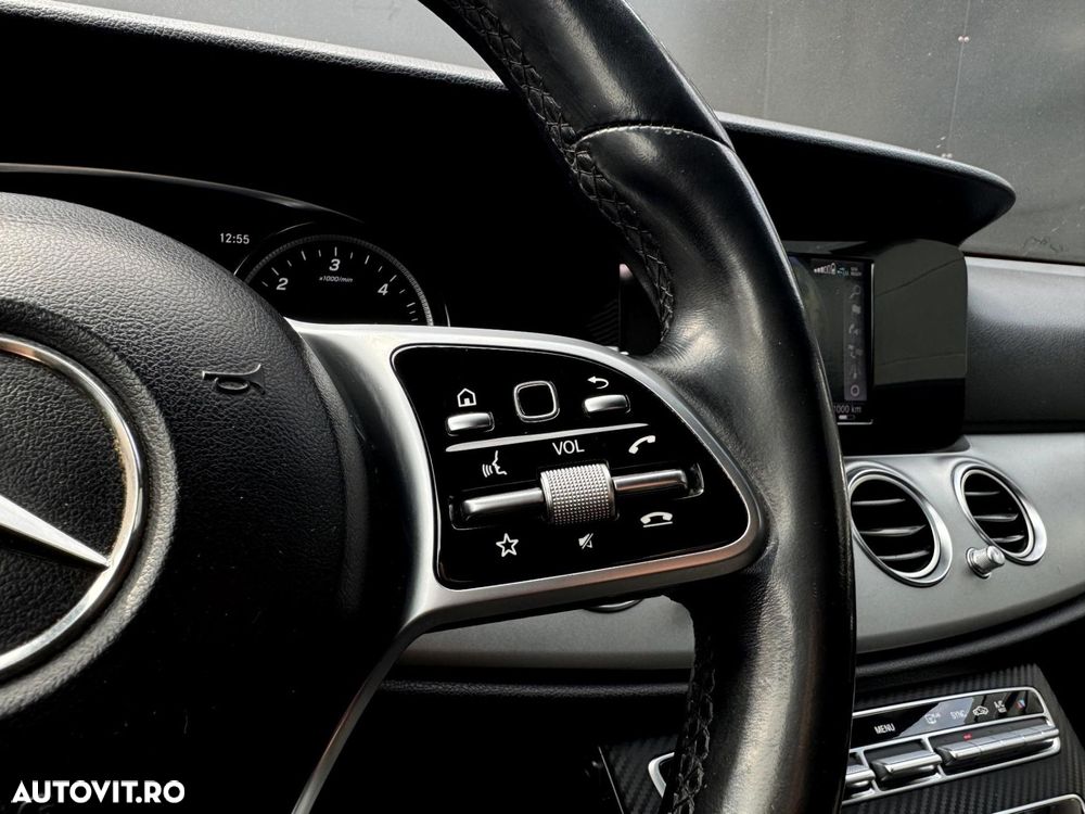 Mercedes-Benz E - 10