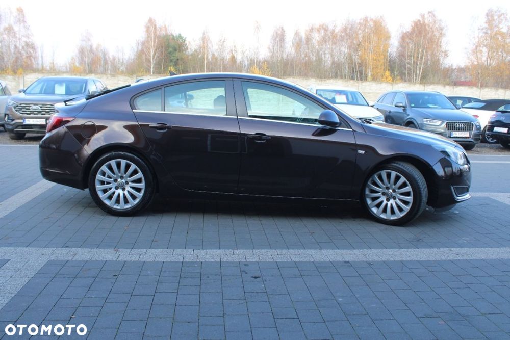 Opel Insignia - 8