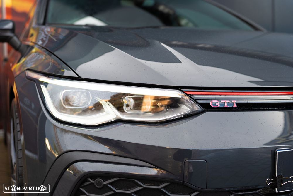 VW Golf 2.0 TSI GTI DSG - 40