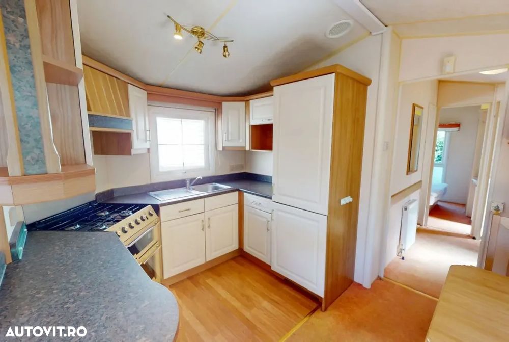 Alta Casă mobilă Willerby Granada nr. 042 | Tâmplărie PVC și Încălzire centrală cu calorifere | 11 x 3.7 m | 2 dormitoare și 1 baie - 4