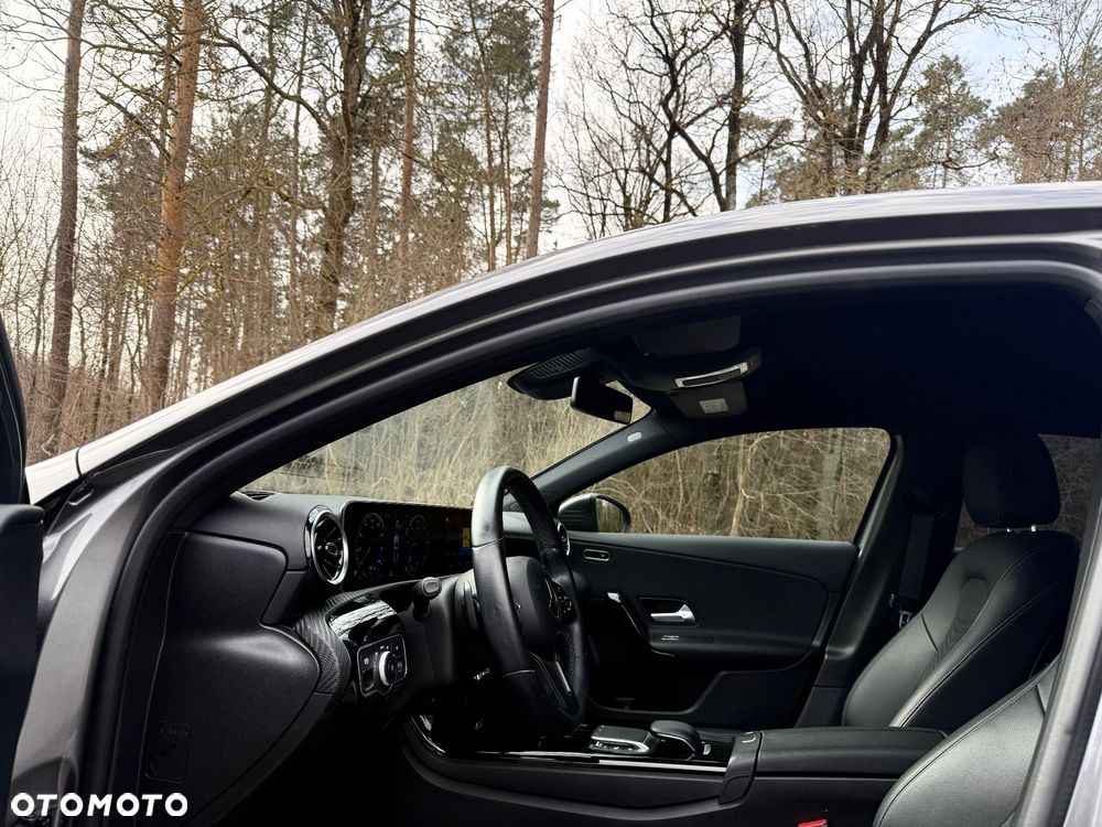 Mercedes-Benz Klasa A 180 d 7G-DCT - 12