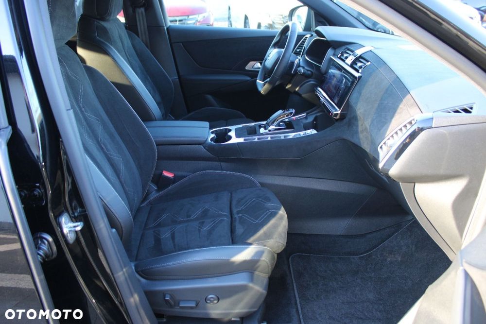 DS Automobiles DS 7 Crossback - 29