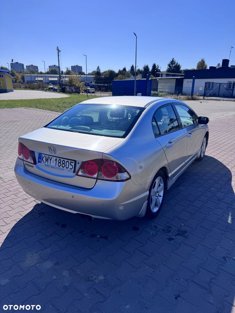 Honda Civic - 4