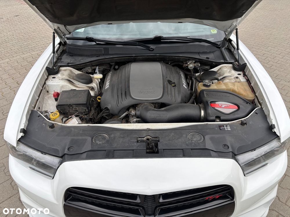 Dodge Charger 5.7 V8 RT - 12