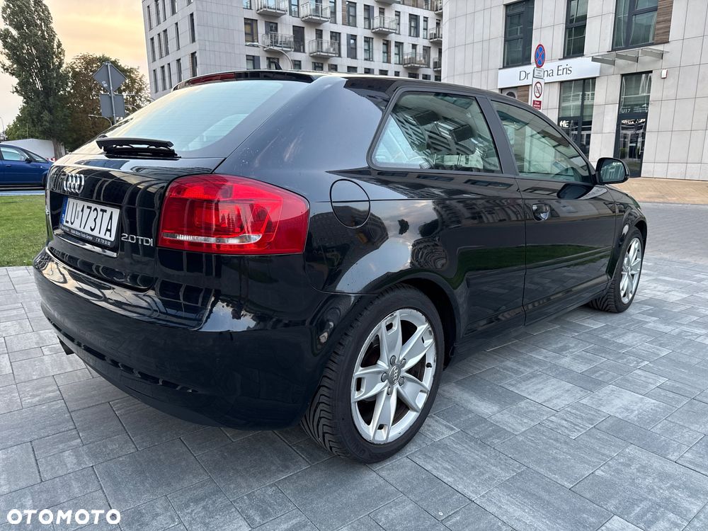 Audi A3 Sportback 2.0 TDI Ambiente - 5