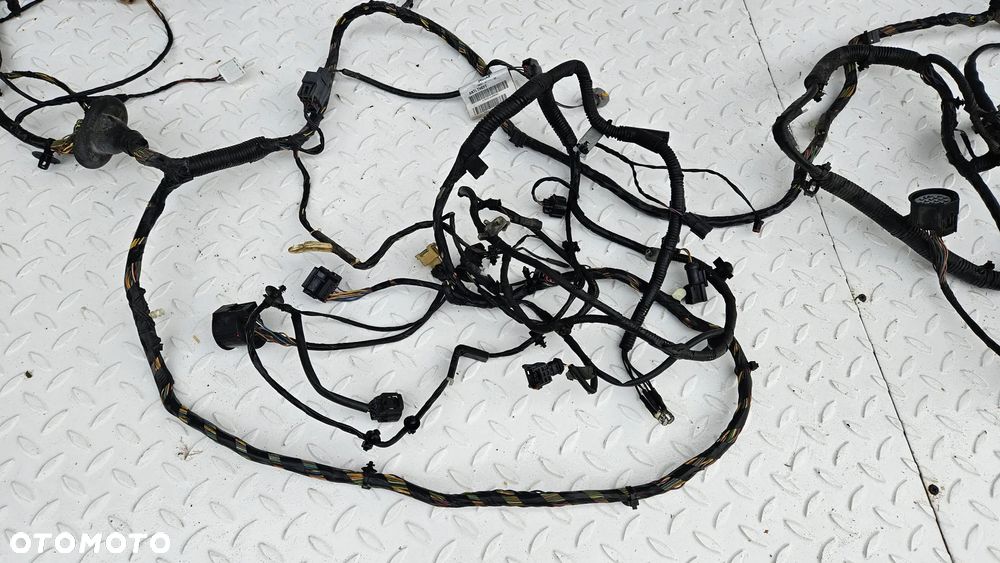 Jaguar XJ 351 5.0 SC 510 KM 508PS Instalacja grodzi Wiązka przewodów komory Kable AW93-14290-UAE - 5