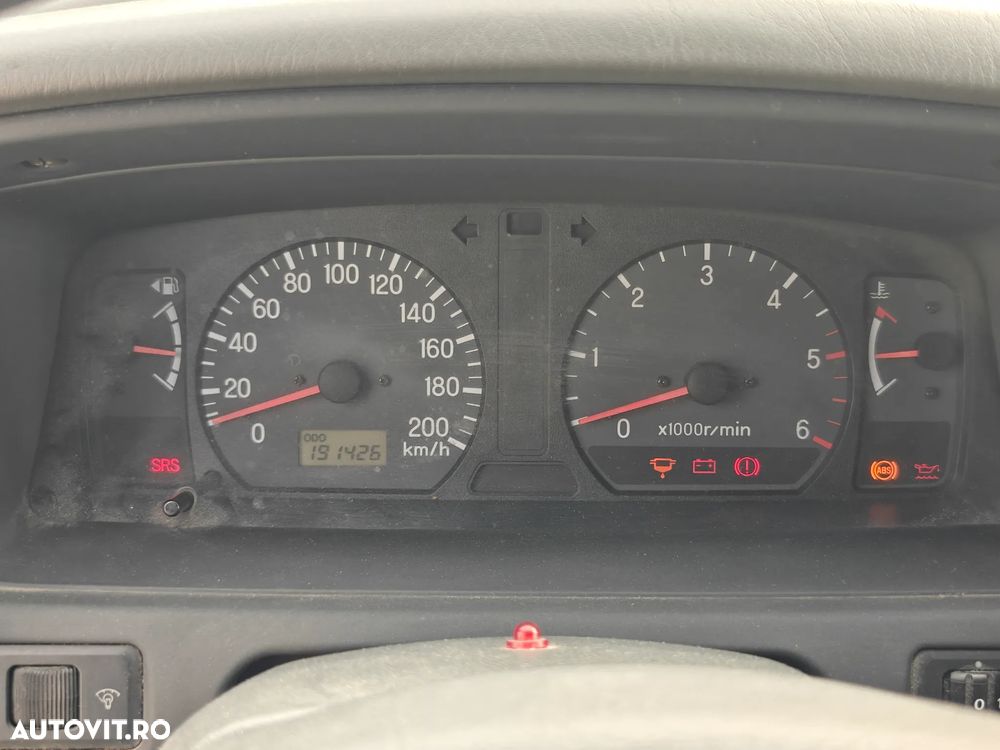 Mitsubishi Pajero Sport 2.5 TD GLS - 19