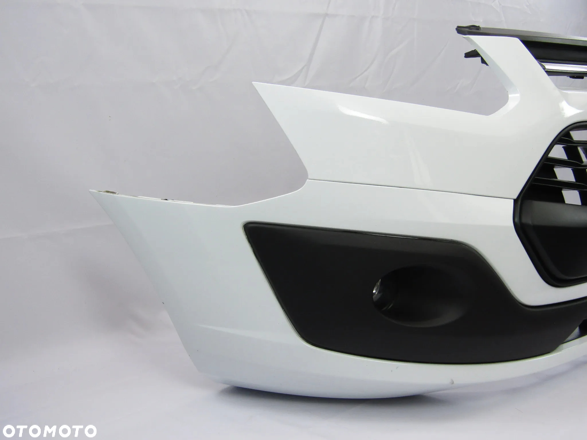Zderzak przedni Ford Transit Tourneo Custom 13 - 18 Frozen White - 15