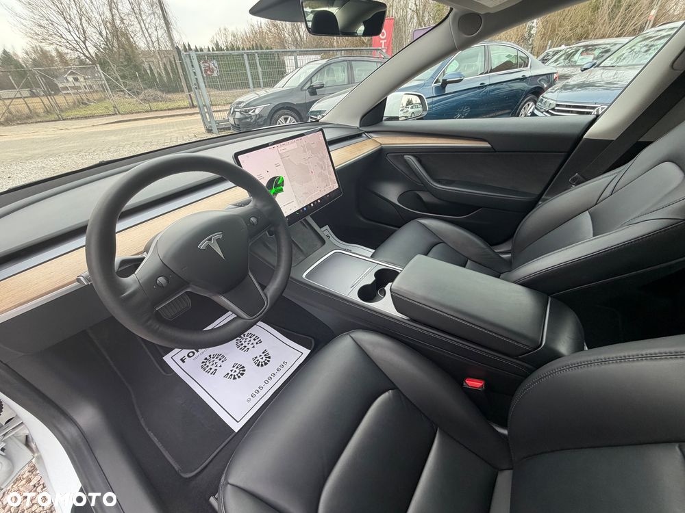 Tesla Model 3 RWD - 17