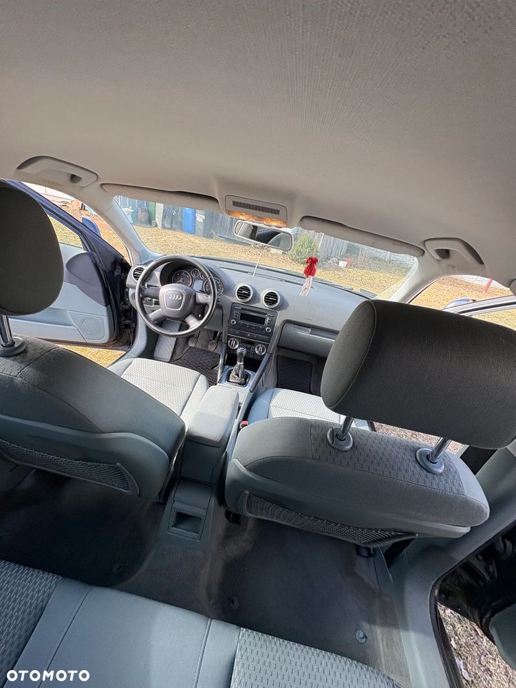 Audi A3 Sportback 1.6 TDI DPF Ambition - 13