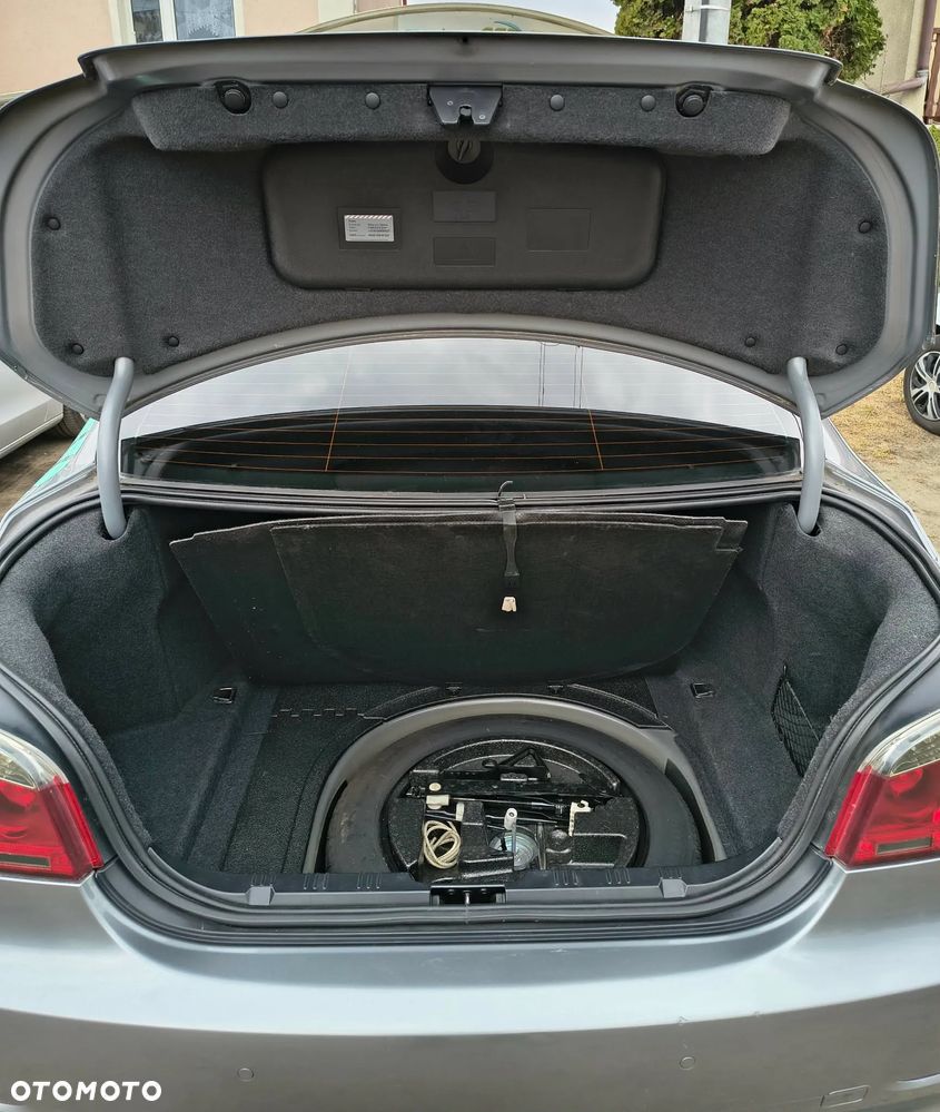 BMW Seria 5 523i Edition Exclusive - 14