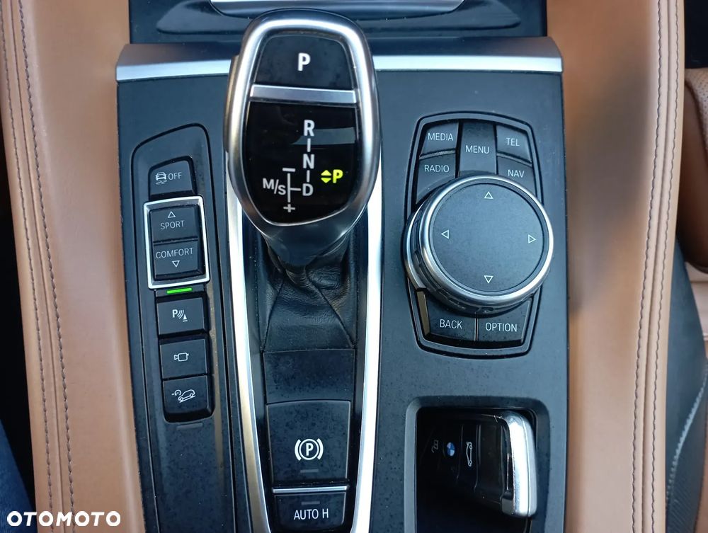 BMW X6 xDrive30d - 25