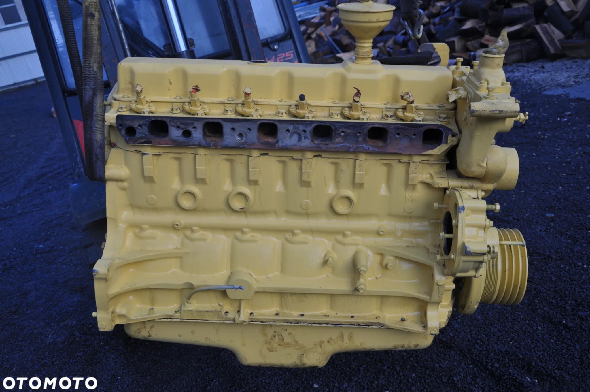 SILNIK NEW HOLLAND TX 64,65,66,68 TF 78 - 1