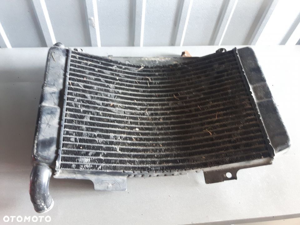 SUZUKI RGV 250 CHŁODNICA WODY ORYGINAŁ - 1