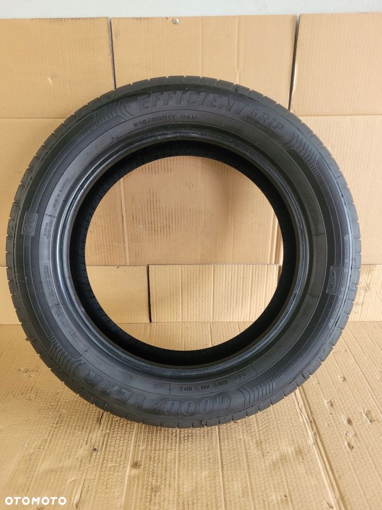 Opona letnia Goodyear EfficientGrip Performance 215/55R17 94 V 2024rok - 3