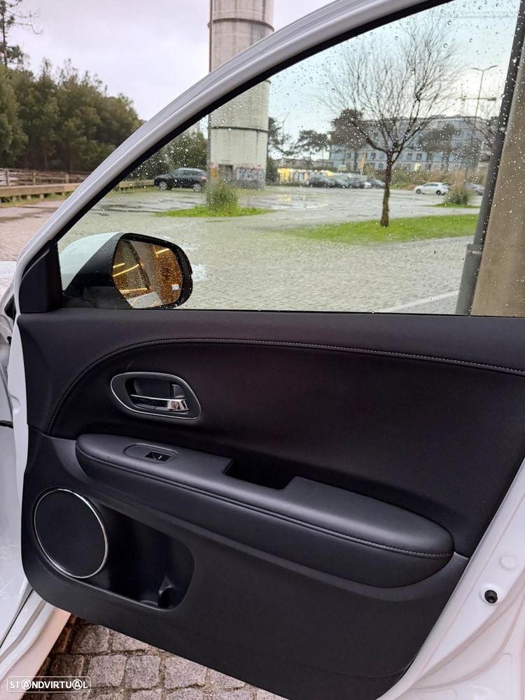 Honda HR-V 1.5 i-VTEC Executive CVT - 11