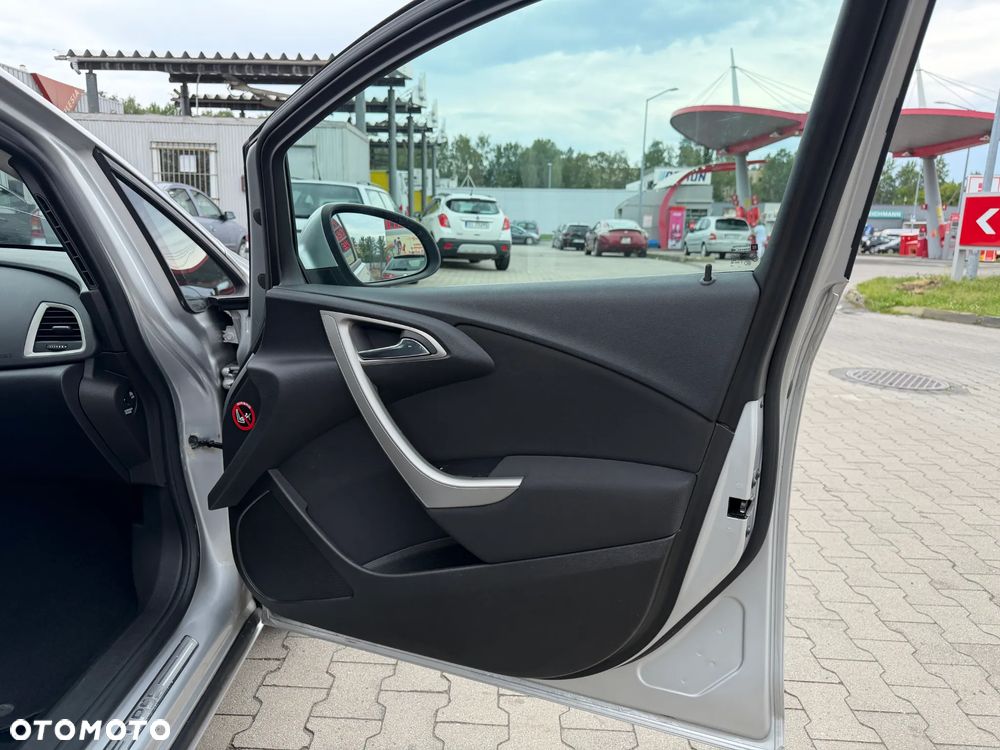 Opel Astra 1.6 Essentia - 20