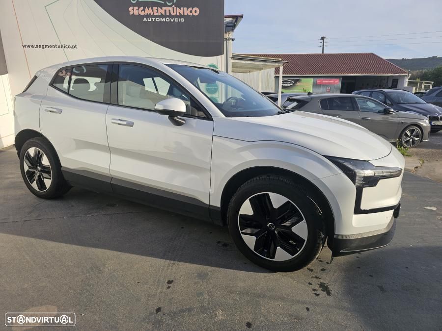 Volvo EX30 Single Motor Extended Range RWD Core - 6