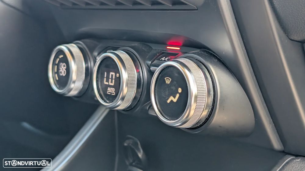 Renault Captur 1.0 TCe Intens - 13