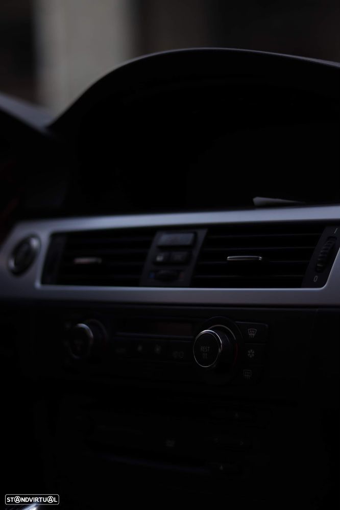 BMW 330 d - 16