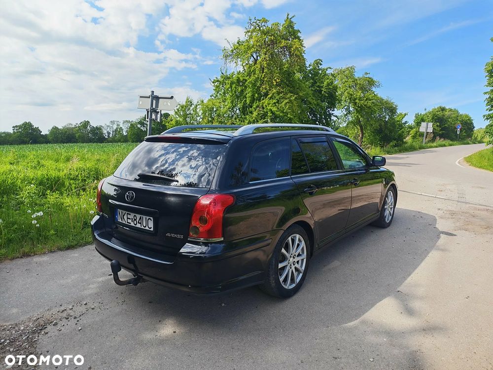 Toyota Avensis 2.0 D-4D Prestige - 10