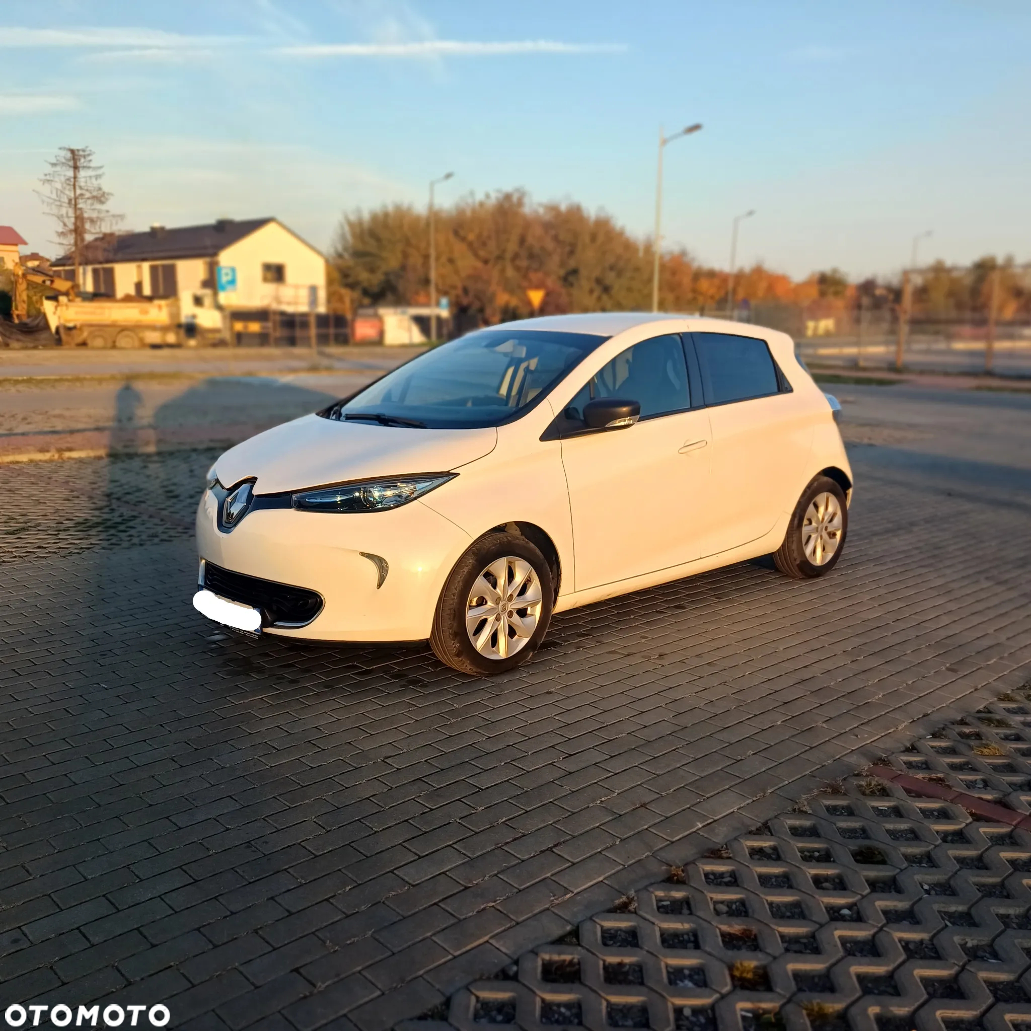 Renault Zoe - 8