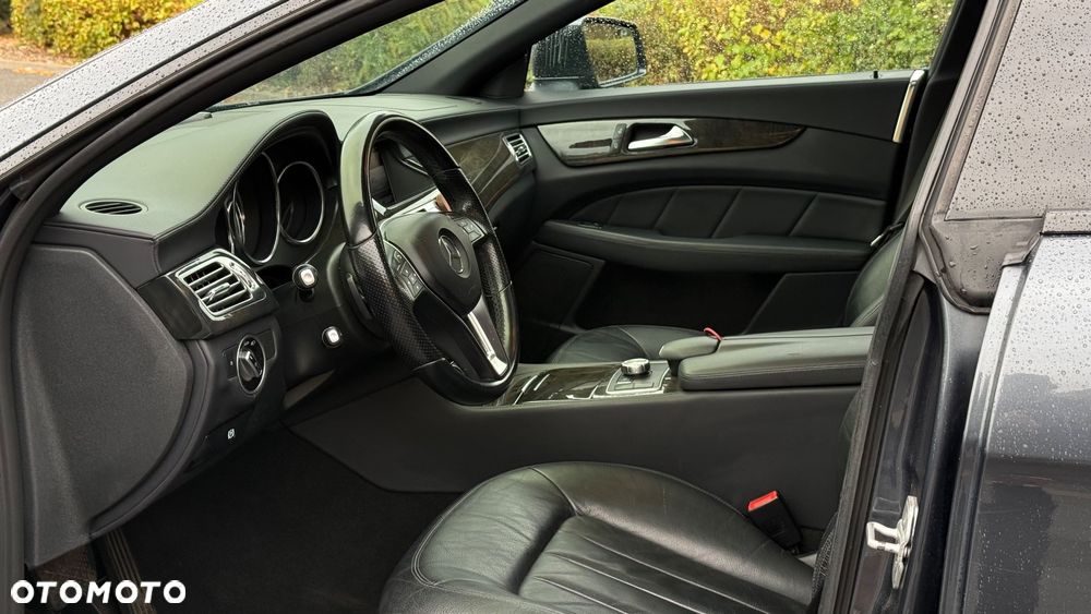 Mercedes-Benz CLS 350 CDI BlueEff - 23