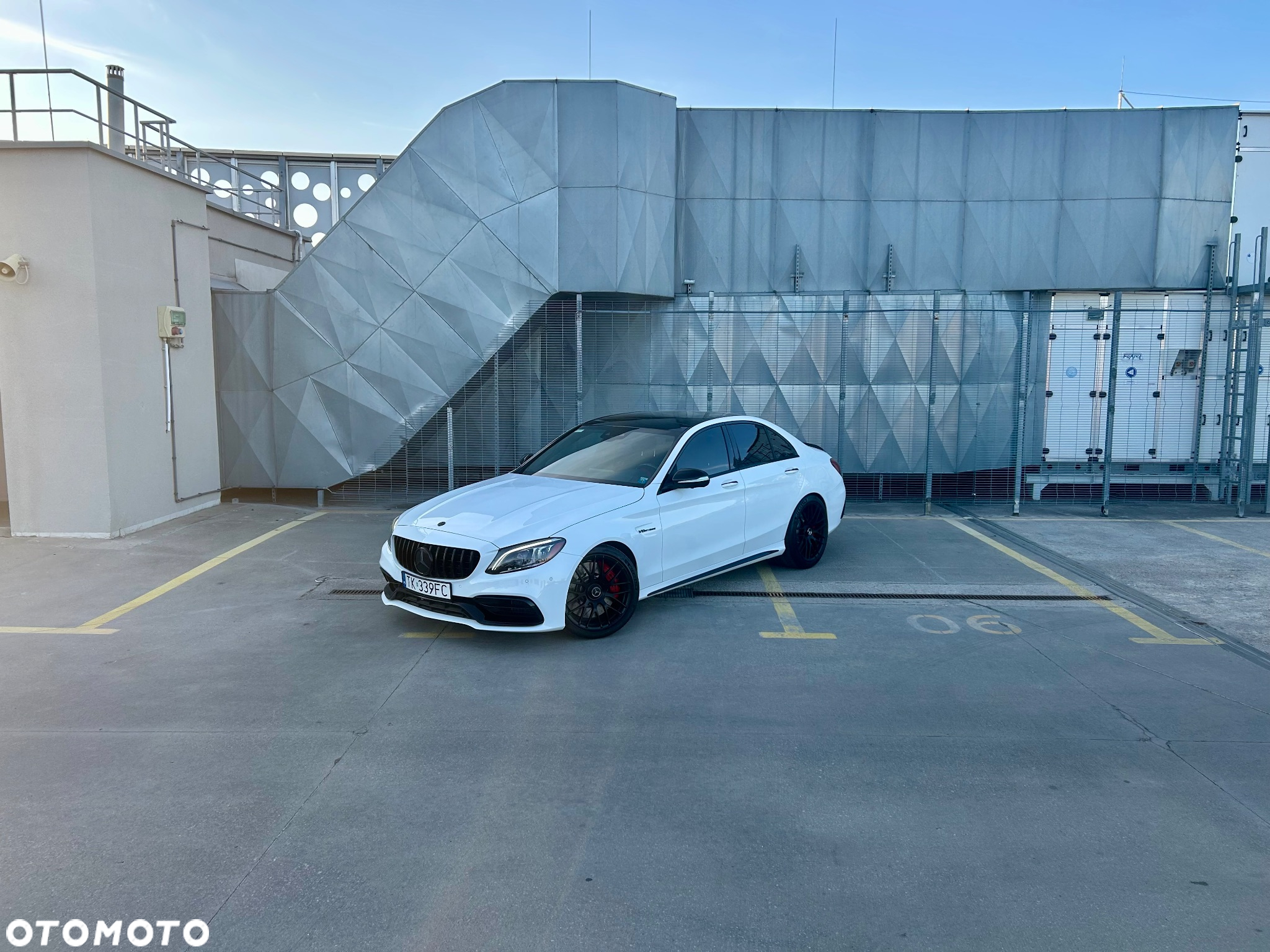 Mercedes-Benz Klasa C 63 S AMG 9G - 3