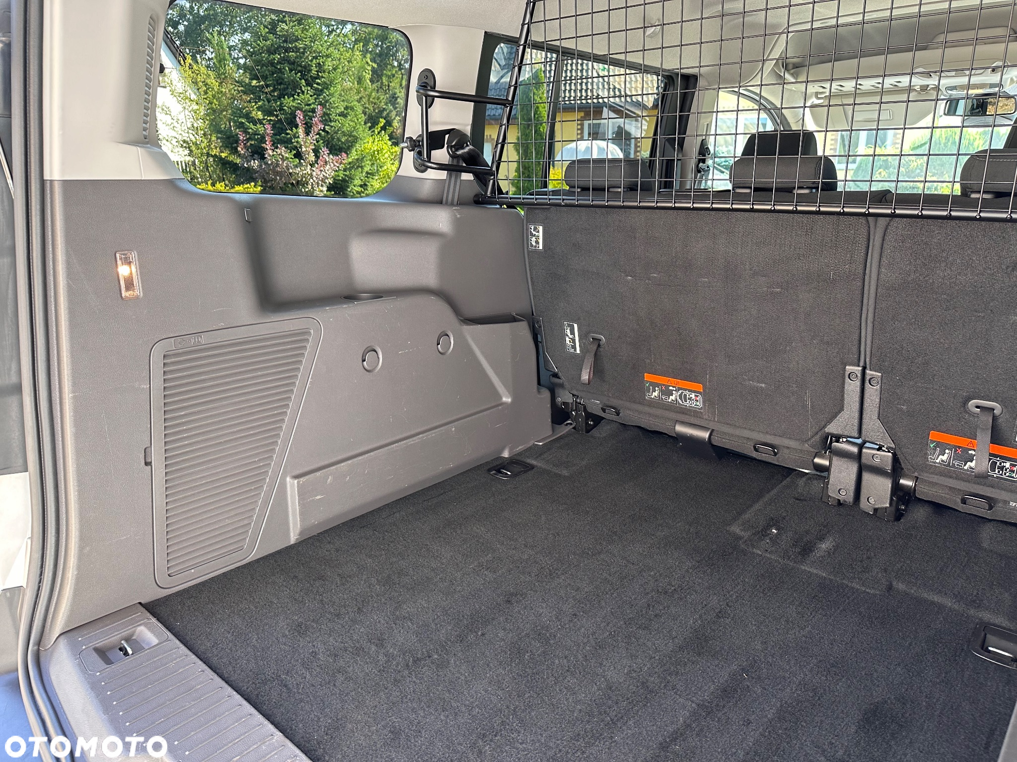 Ford Tourneo Connect Grand - 25
