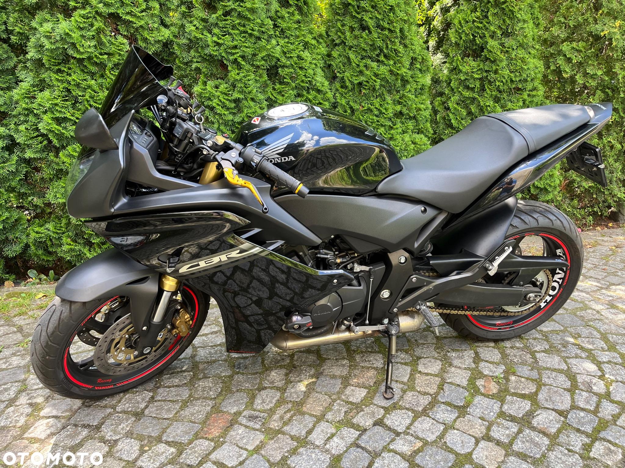 Honda CBR - 9