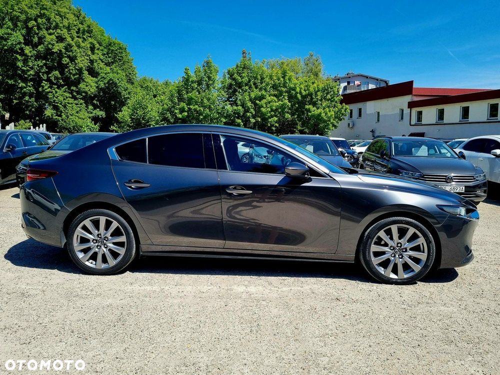 Mazda 3 - 4