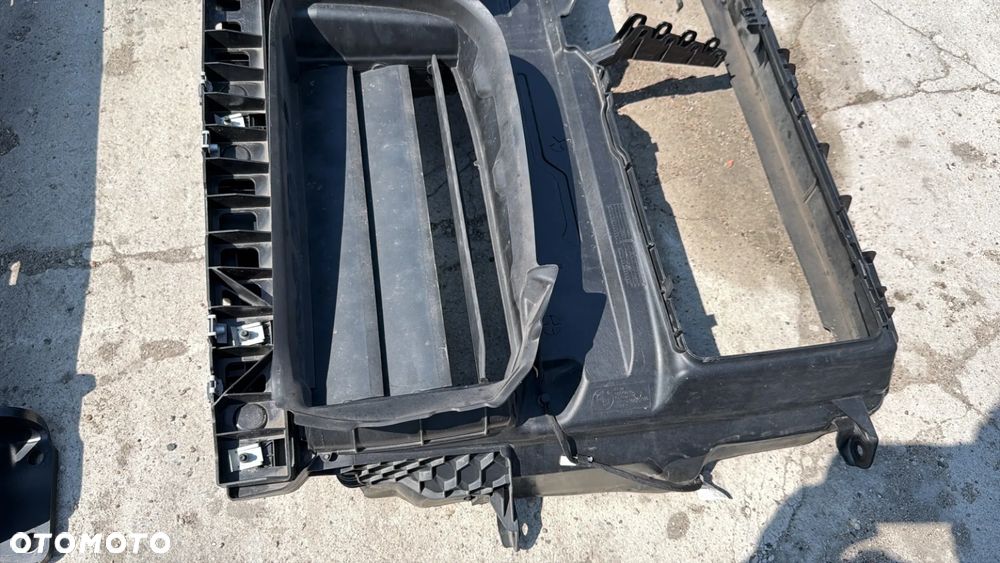 BMW X1 F48 LIFT LCI ROLETA ŻALUZJA KIEROWNICA POWIETRZA WLOT 8077478 - 2