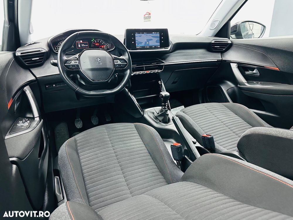 Peugeot 2008 - 36