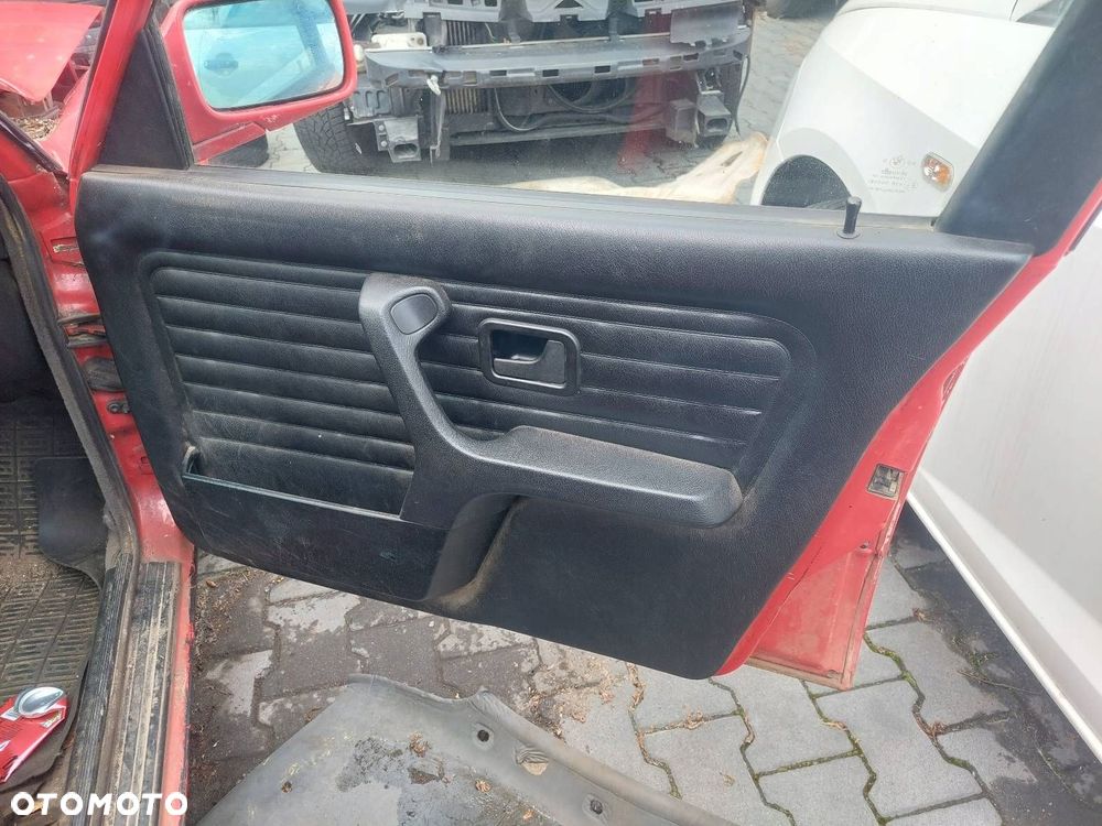 BOCZEK BOCZKI DRZWI KOMPLET BMW E30 KOMBI TOURING - 5
