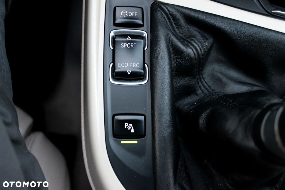 BMW Seria 1 120d BluePerformance - 23