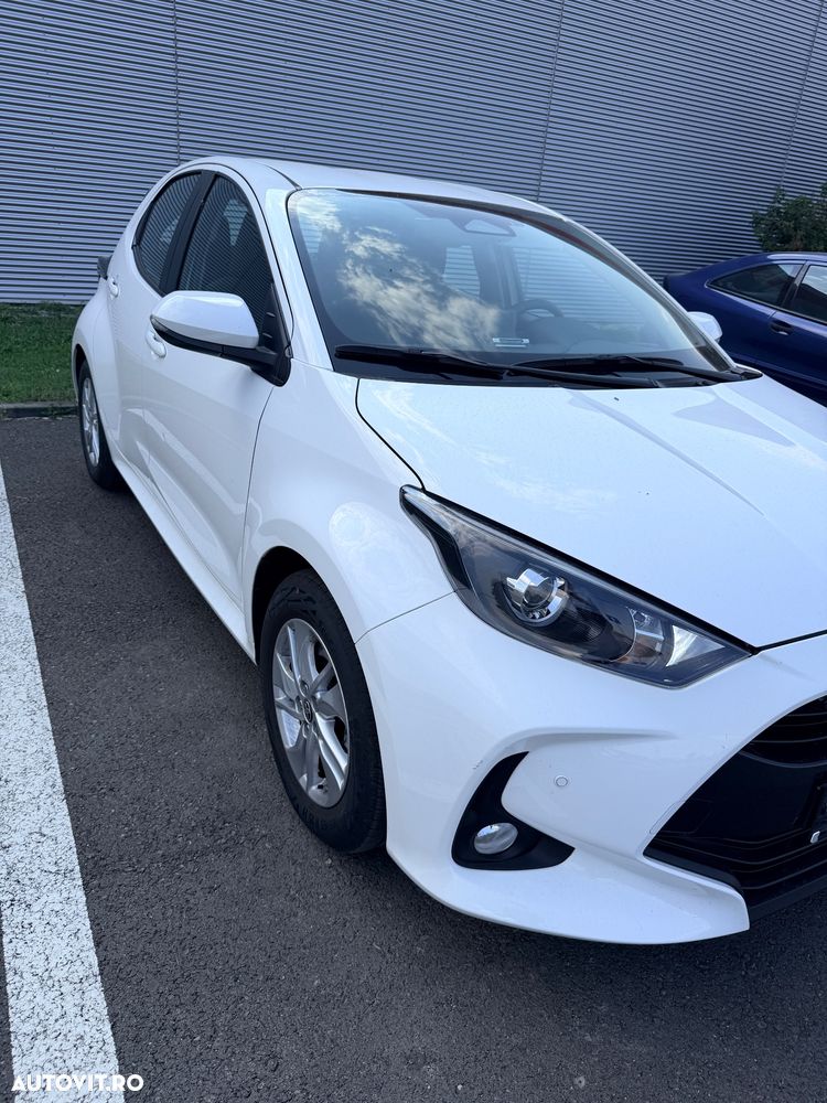Toyota Yaris 1.5 VVT-i HSD Active - 3