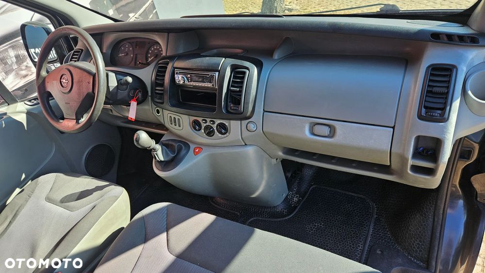 Opel Vivaro - 6
