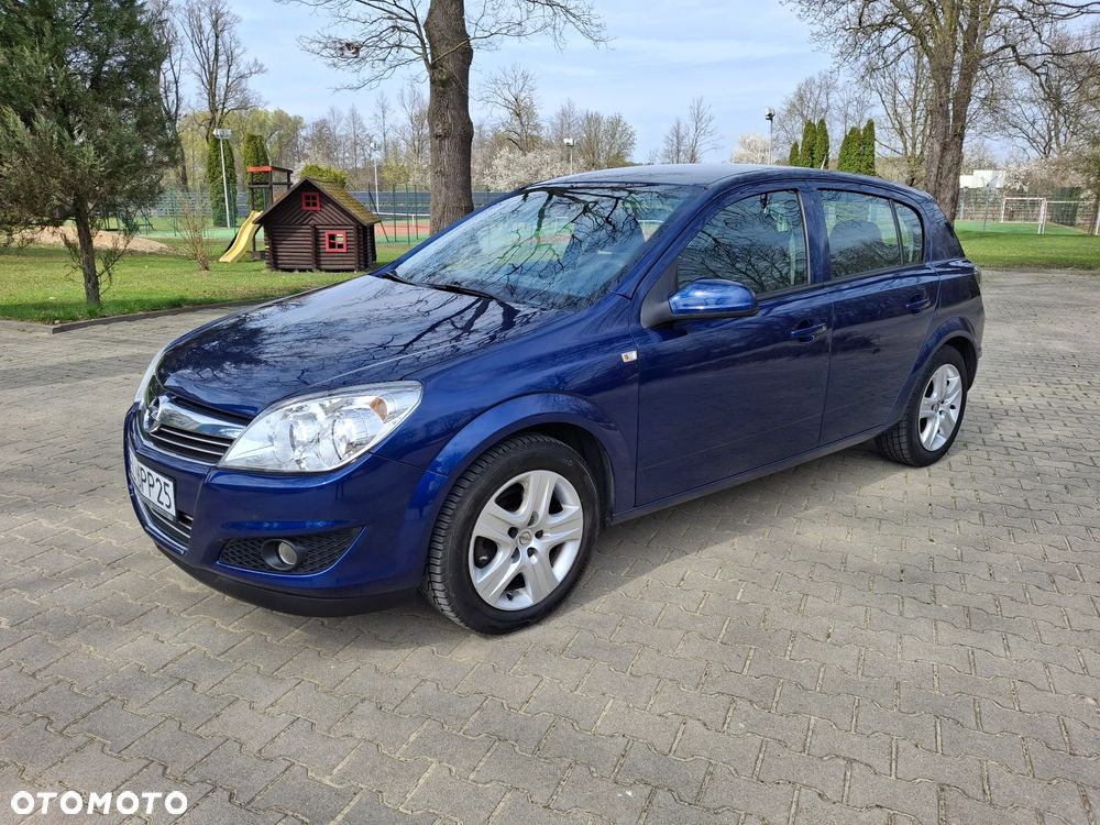 Opel Astra - 2